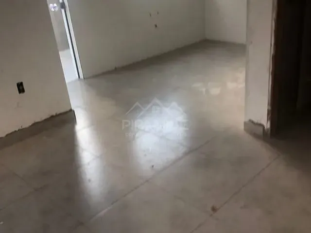 Sobrado com 65m² 2 quartos e 1 banheiro, à venda, no bairro Jardim Itamaraty II em Poços de Caldas