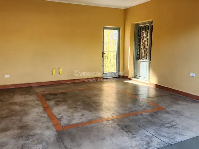 Sobrado com 282m² 4 quartos e 2 banheiros, à venda, no bairro Nova Jaguariúna em Jaguariúna
