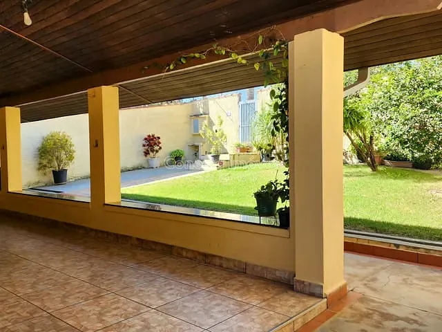 Sobrado com 282m² 4 quartos e 2 banheiros, à venda, no bairro Nova Jaguariúna em Jaguariúna