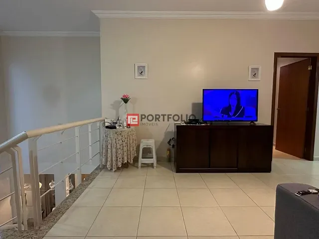 Sobrado com 434m² 4 quartos e 7 banheiros, à venda, no bairro Jardins Viena em Aparecida de Goiânia