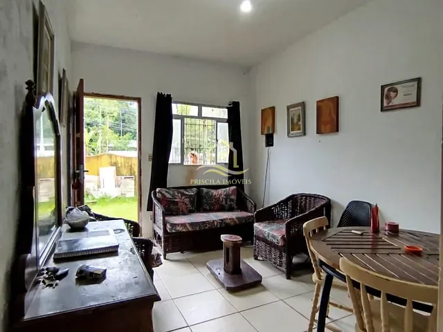 Sobrado com 486m² 4 quartos e 2 banheiros, à venda, no bairro Boracéia em São Sebastião
