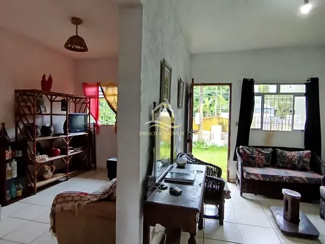 Sobrado com 486m² 4 quartos e 2 banheiros, à venda, no bairro Boracéia em São Sebastião