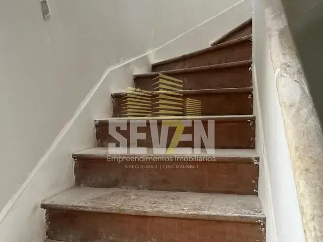 Sobrado com 370m² 14 quartos e 5 banheiros, para alugar, no bairro Centro em Bauru