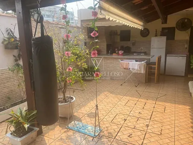 Sobrado 3 quartos e 3 banheiros, à venda, no bairro Vila Oliveira em Mogi das Cruzes