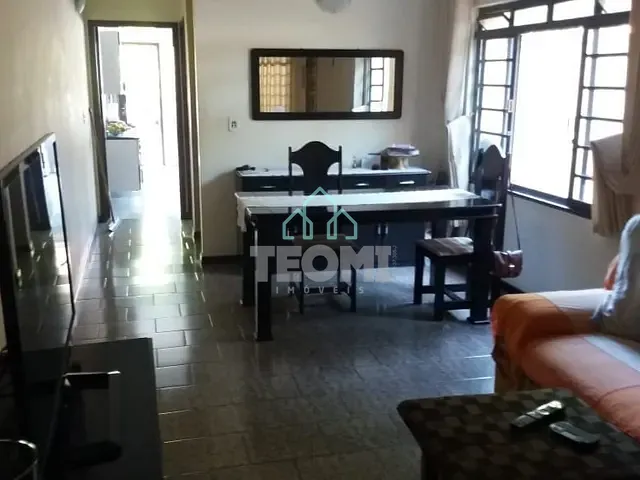 Sobrado com 150m² 4 quartos e 3 banheiros, à venda, no bairro Jardim Bom Jesus em Tremembé