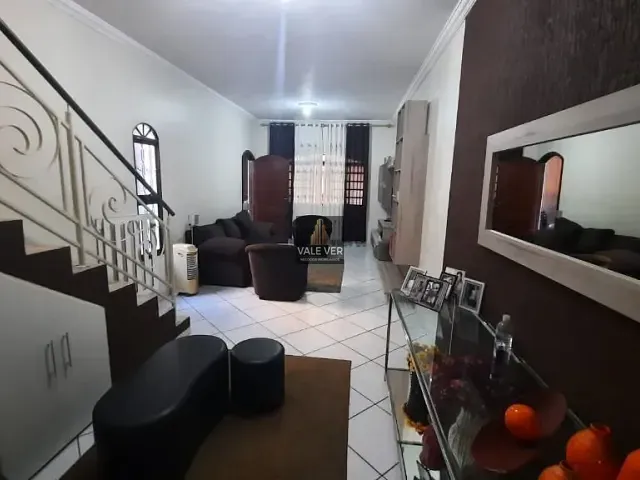 Sobrado com 170m² 3 quartos e 3 banheiros, à venda, no bairro Parque Residencial Flamboyant em São José dos Campos