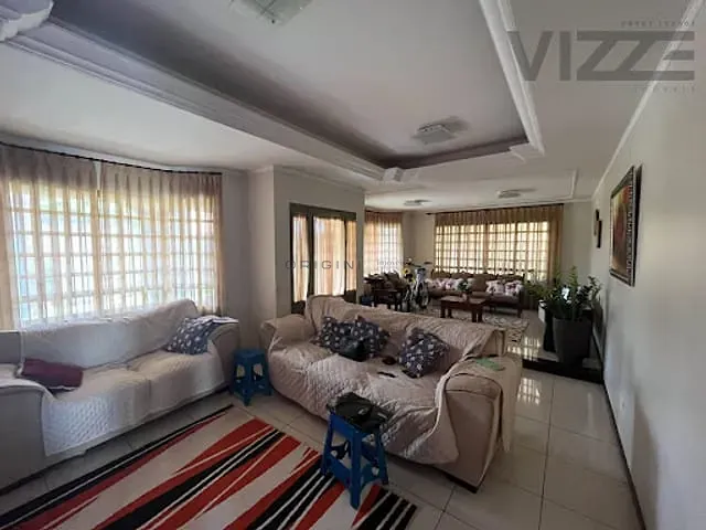 Sobrado com 355m² 4 quartos e 5 banheiros, à venda, no bairro Jardim Alto Sao Francisco em Campo Grande