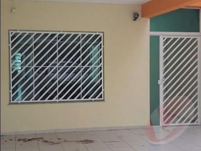 Sobrado 4 quartos e 2 banheiros, à venda, no bairro Vila Oratório em São Paulo