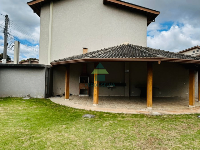 Sobrado 3 quartos e 3 banheiros, para alugar, no bairro Loteamento Jardim Morumbi em Atibaia