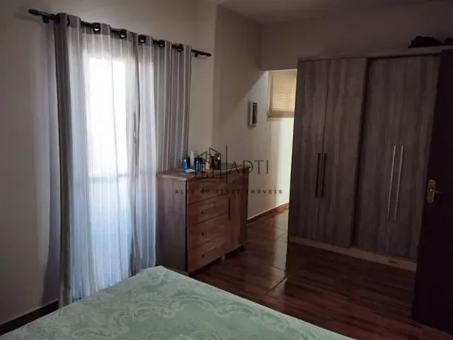 Sobrado com 185m² 3 quartos e 2 banheiros, à venda, no bairro Vila Caputera em Mogi das Cruzes