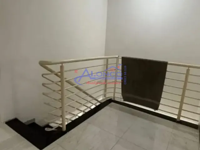 Sobrado com 136m² 3 quartos e 1 banheiro, à venda, no bairro Santa Cruz dos Lázaros em Jacareí