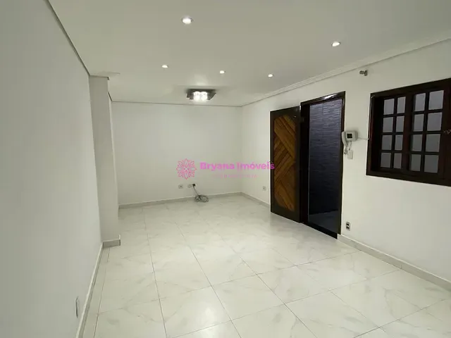 Sobrado com 158m² 3 quartos e 3 banheiros, à venda, no bairro Parque Oratório em Santo André