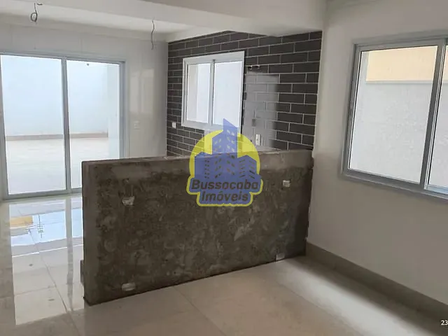 Sobrado com 150m² 2 quartos e 1 banheiro, à venda, no bairro Umuarama em Osasco