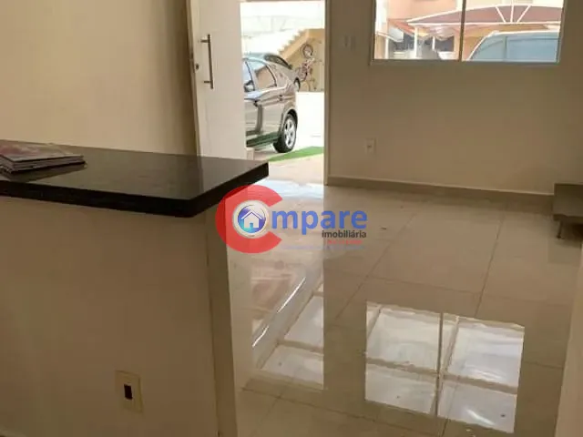 Sobrado com 100m² 2 quartos e 2 banheiros, para alugar, no bairro Parque Flamengo em Guarulhos