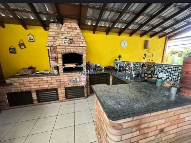 Sobrado 4 quartos e 3 banheiros, à venda, no bairro Jardim Santa Maria em Jacareí