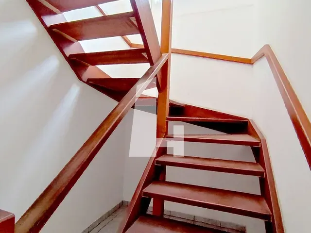 Sobrado com 135m² 3 quartos e 3 banheiros, à venda, no bairro Jardim Bela Vista em Guarulhos