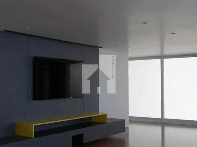 Sobrado com 600m² 4 quartos e 5 banheiros, à venda, no bairro Vila Virgínia em Jundiaí
