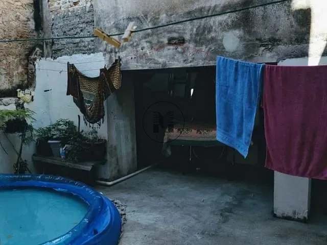 Sobrado com 125m² 4 quartos e 2 banheiros, à venda, no bairro Jardim Coelho Neto em Guaratinguetá