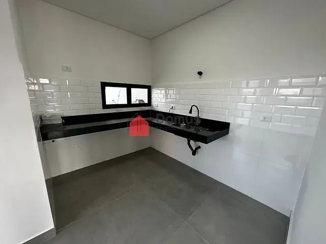 Sobrado com 150m² 3 quartos e 3 banheiros, à venda, no bairro Morada dos Nobres em Taubaté