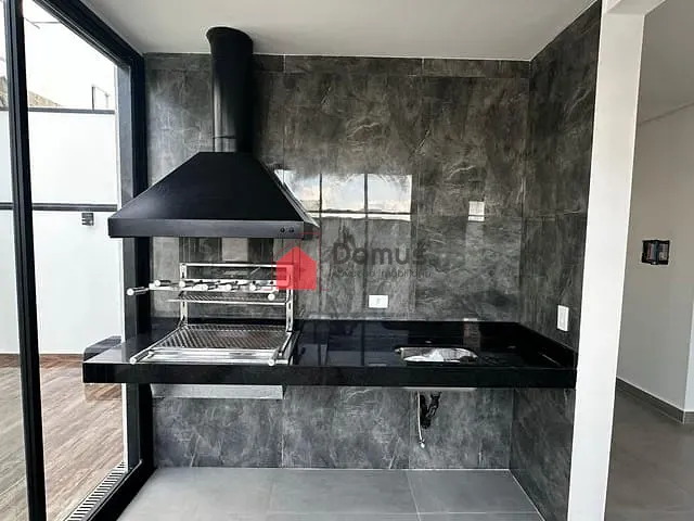 Sobrado com 150m² 3 quartos e 3 banheiros, à venda, no bairro Morada dos Nobres em Taubaté