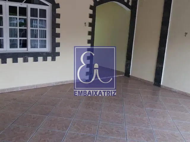 Sobrado com 150m² 3 quartos e 2 banheiros, à venda, no bairro Cidade Morumbi em São José dos Campos