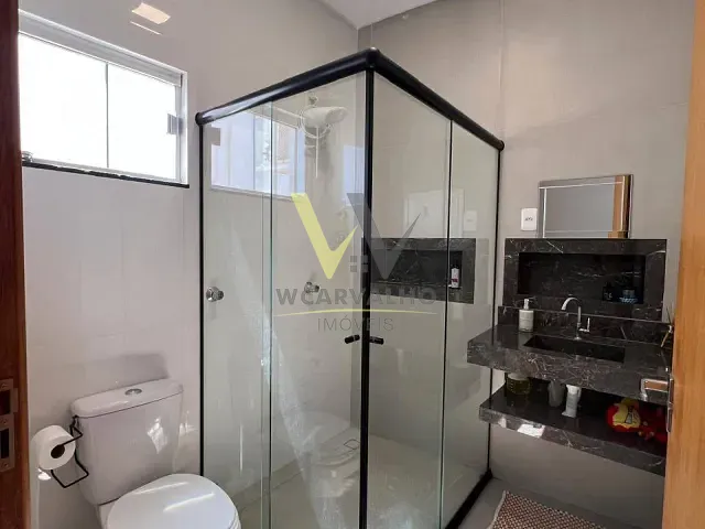 Sobrado com 150m² 3 quartos e 3 banheiros, à venda, no bairro Villa Bella em Anápolis