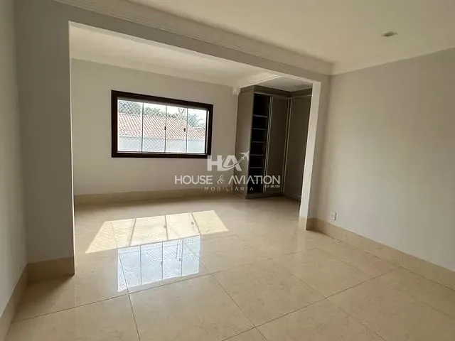 Sobrado com 500m² 3 quartos e 4 banheiros, à venda, no bairro Setor Jaó em Goiânia