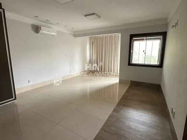 Sobrado com 500m² 3 quartos e 4 banheiros, à venda, no bairro Setor Jaó em Goiânia