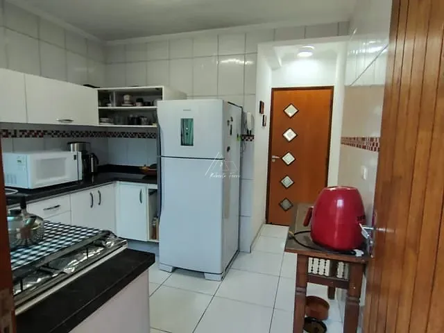 Sobrado 3 quartos e 4 banheiros, à venda, no bairro Parque Independência em São Paulo
