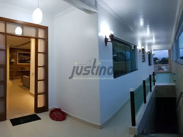 Sobrado com 230m² 3 quartos e 3 banheiros, à venda, no bairro Vila São Paulo em Itanhaém