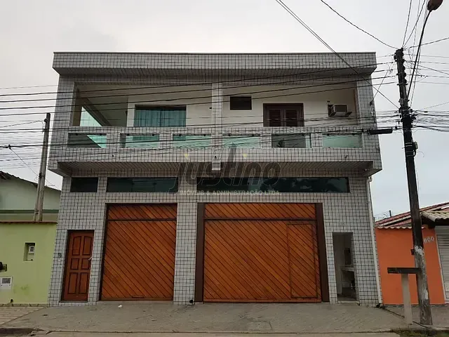 Sobrado com 230m² 3 quartos e 3 banheiros, à venda, no bairro Vila São Paulo em Itanhaém