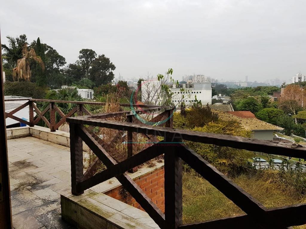 Sobrado à venda com 5 quartos, 572m² - Foto 11