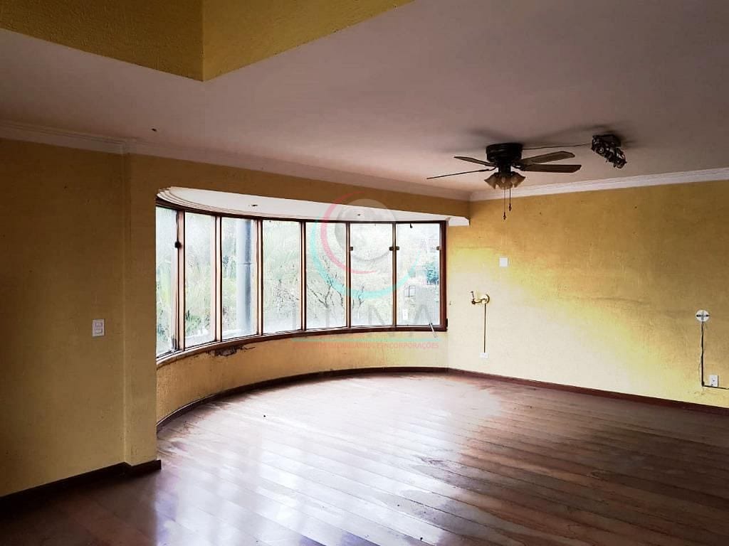 Sobrado à venda com 5 quartos, 572m² - Foto 9
