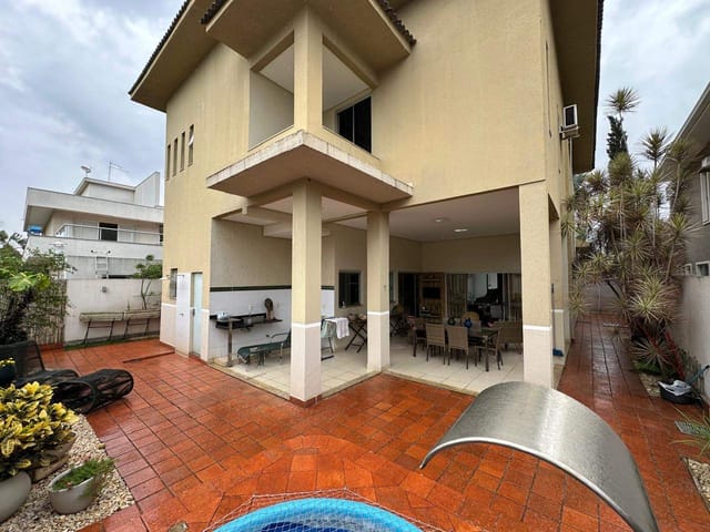 Sobrado com 434m² 3 quartos e 4 banheiros, à venda, no bairro Cidade Vera Cruz em Aparecida de Goiânia