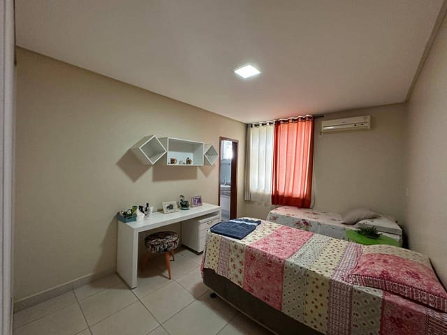 Sobrado com 434m² 3 quartos e 4 banheiros, à venda, no bairro Cidade Vera Cruz em Aparecida de Goiânia