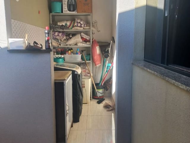 Sobrado com 130m² 2 quartos e 2 banheiros, à venda, no bairro Jardim Santo Antonio em Cambé