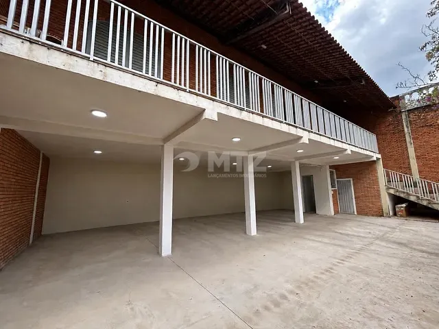 Sobrado com 450m² 4 quartos e 5 banheiros, à venda, no bairro Vila São Judas Thadeu em Botucatu