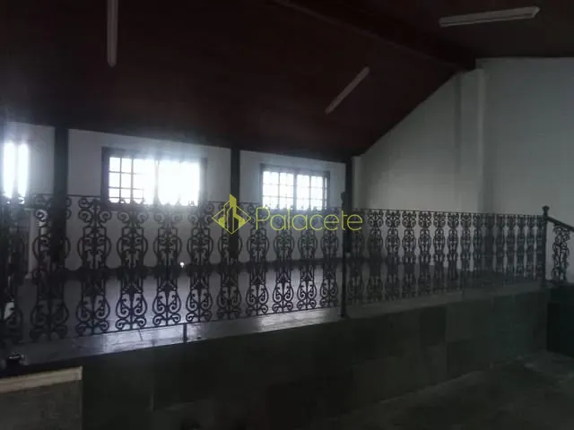 Sobrado com 300m² 3 quartos e 3 banheiros, à venda, no bairro Centro em Pindamonhangaba