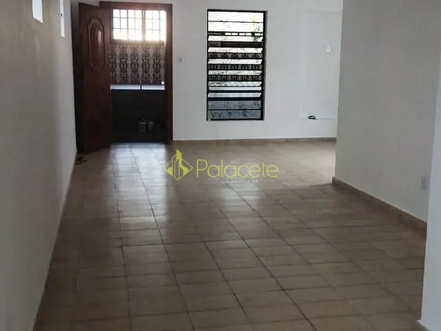 Sobrado com 300m² 3 quartos e 3 banheiros, à venda, no bairro Centro em Pindamonhangaba