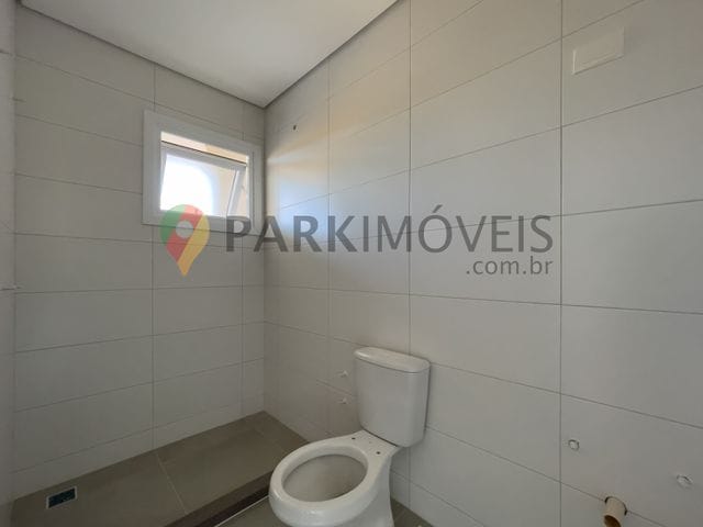 Sobrado com 250m² 3 quartos e 2 banheiros, à venda, no bairro Ermo em Guaíba