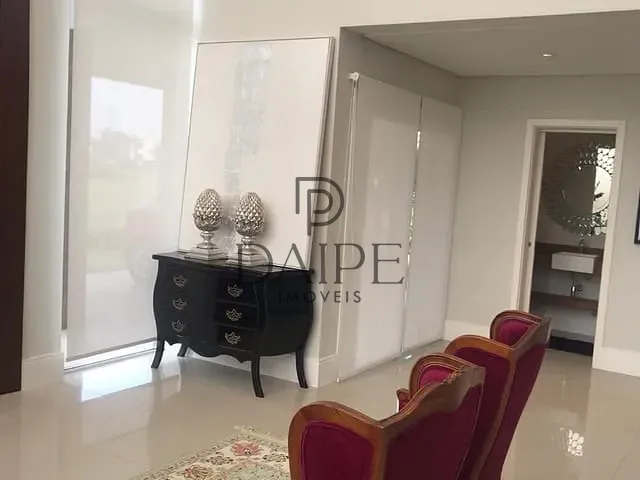 Sobrado com 500m² 5 quartos e 5 banheiros, à venda, no bairro Itapeva em Torres