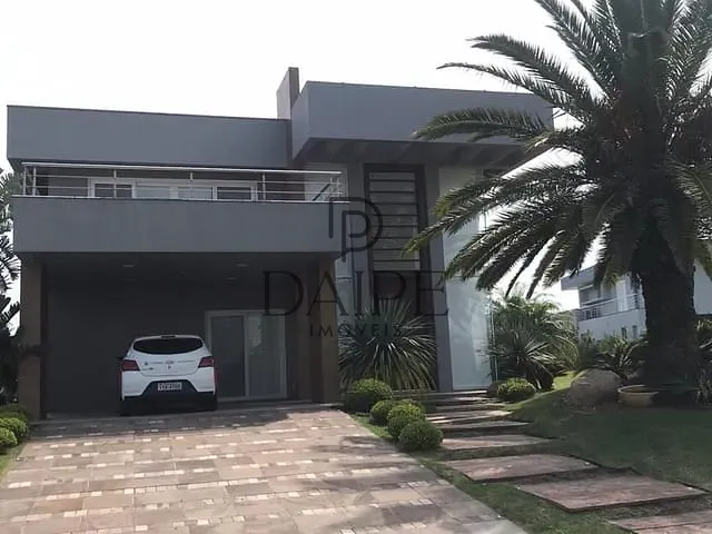 Sobrado com 500m² 5 quartos e 5 banheiros, à venda, no bairro Itapeva em Torres