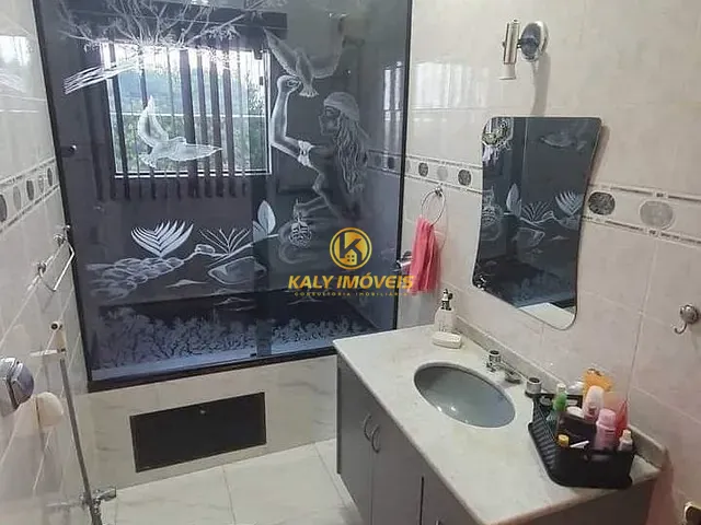 Sobrado com 300m² 3 quartos e 2 banheiros, à venda, no bairro Parque João Ramalho em Santo André