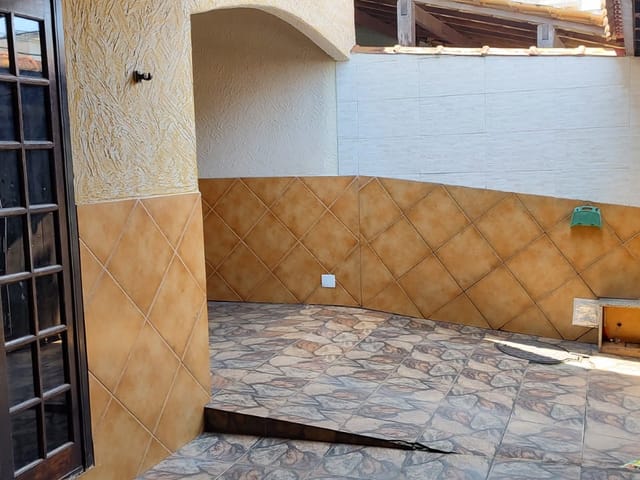Sobrado com 95m² 3 quartos e 1 banheiro, à venda, no bairro Campo Grande em Rio de Janeiro
