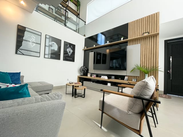 Foto do Sobrado - Casa em Condominio para locação, Piracangaguá, Taubaté, SP | Previta Imóveis