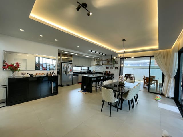 Foto do Sobrado - Casa em Condominio para locação, Piracangaguá, Taubaté, SP | Previta Imóveis