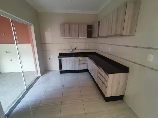 Sobrado com 144m² 3 quartos e 1 banheiro, à venda, no bairro Santa Cruz em Guarapuava
