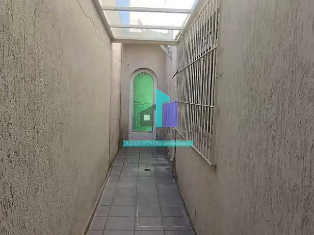 Sobrado com 139m² 4 quartos e 3 banheiros, à venda, no bairro Jardim D'Abril em Osasco