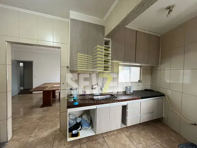 Sobrado com 172m² 3 quartos e 2 banheiros, para alugar, no bairro Vila Flores em Bauru