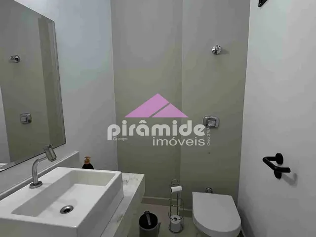 Sobrado com 100m² 3 quartos e 2 banheiros, à venda, no bairro Bosque dos Eucaliptos em São José Dos Campos